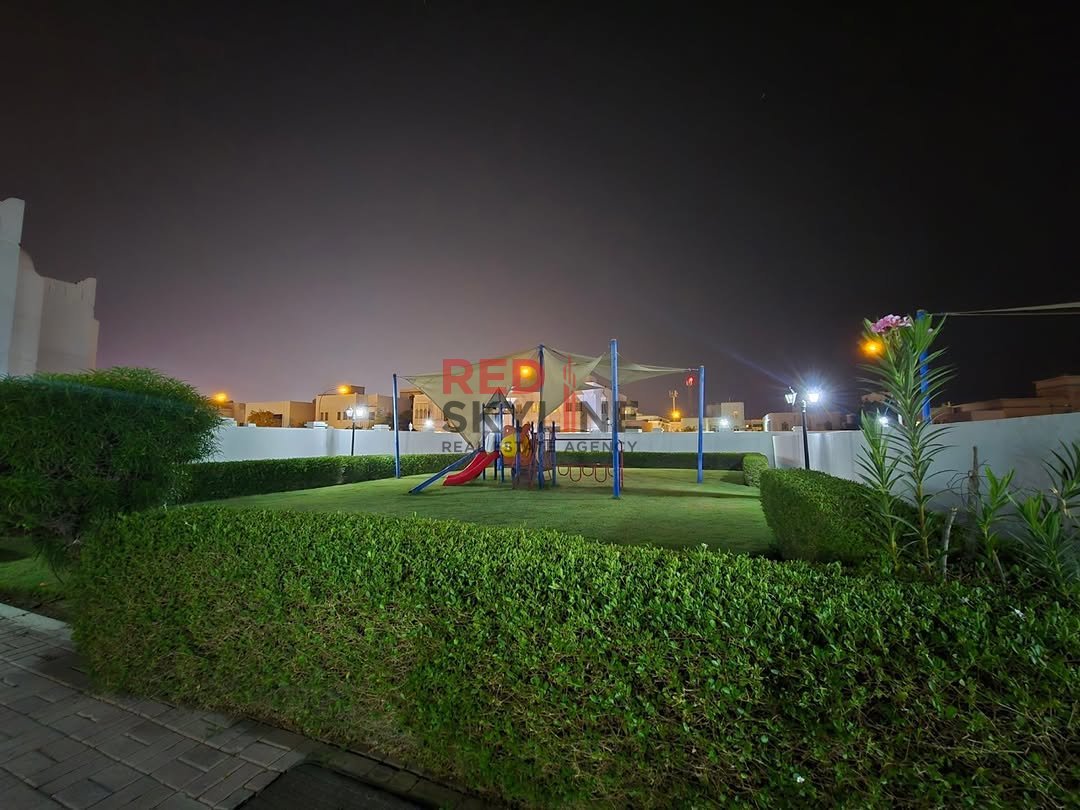 3 Bedroom Villa in Shatti Al Qurum - Photo 11