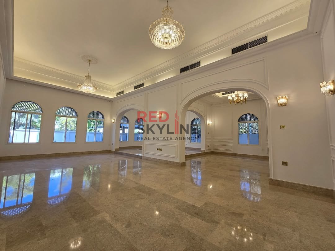 6 Bedroom Villa in Shatti Al Qurum - Photo 3