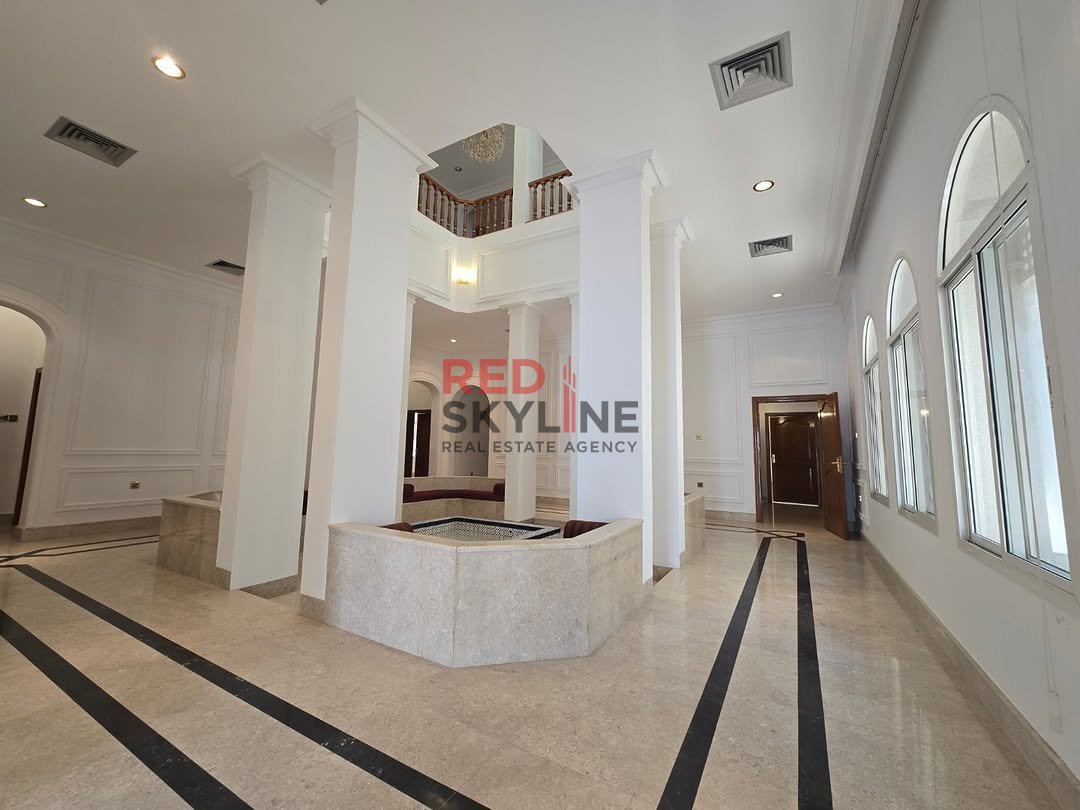 6 Bedroom Villa in Shatti Al Qurum - Photo 4