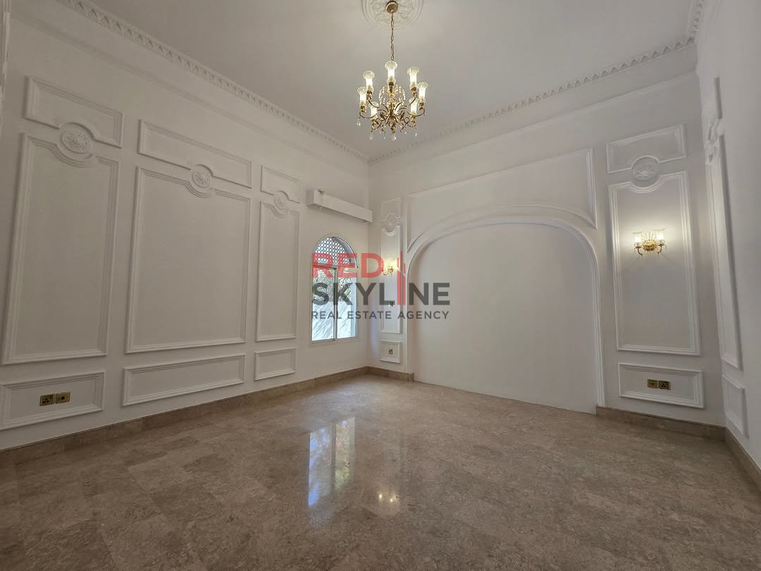 6 Bedroom Villa in Shatti Al Qurum - Photo 8