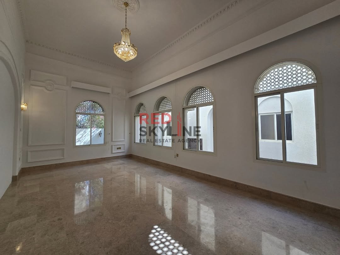 6 Bedroom Villa in Shatti Al Qurum - Photo 10