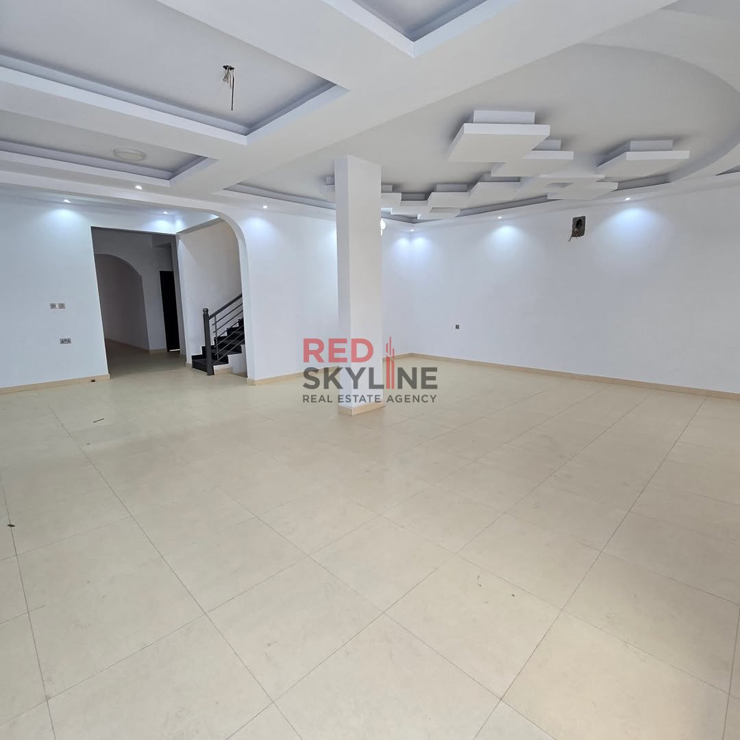 6 Bedroom Villa in Al Khuwair - Photo 3