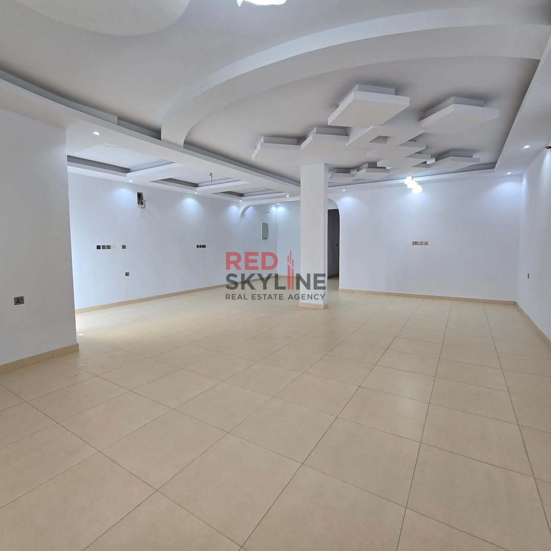 6 Bedroom Villa in Al Khuwair - Photo 4