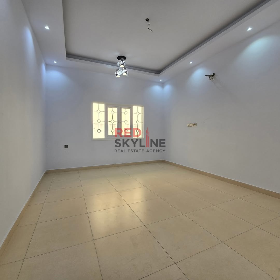 6 Bedroom Villa in Al Khuwair - Photo 5