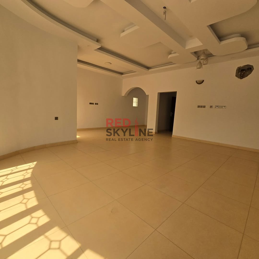 6 Bedroom Villa in Al Khuwair - Photo 12