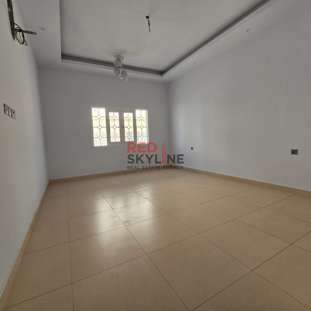 6 Bedroom Villa in Al Khuwair - Photo 14