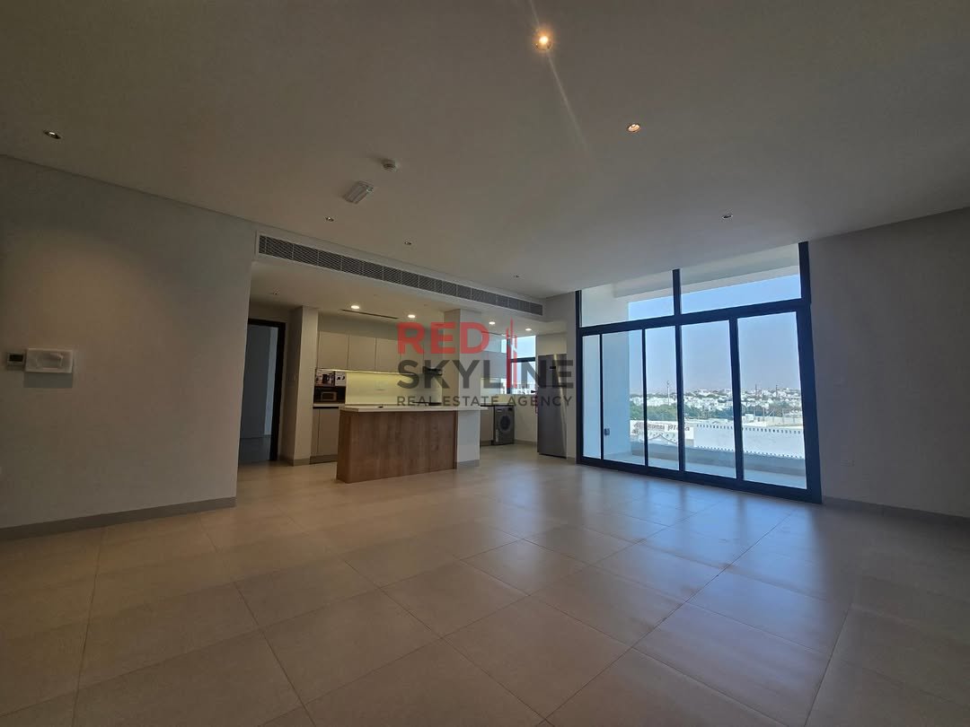 1 BR Apartment in Shatti Al Qurum