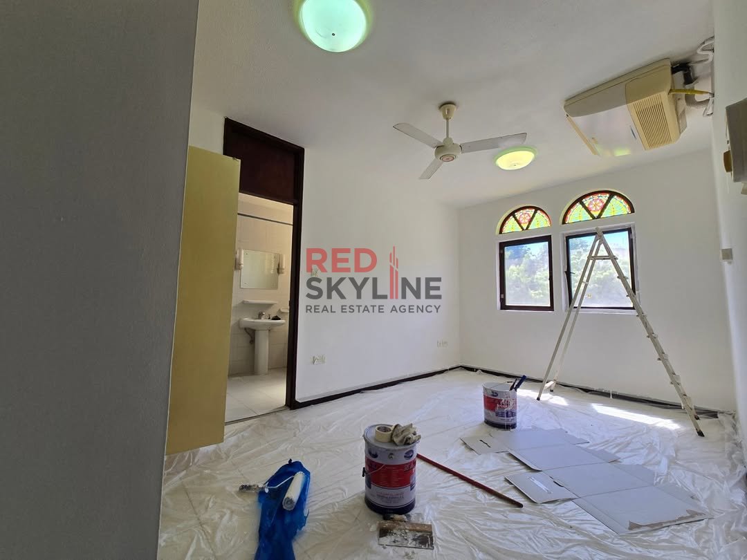 2 Bedroom Apartment in Shatti Al Qurum - Photo 5