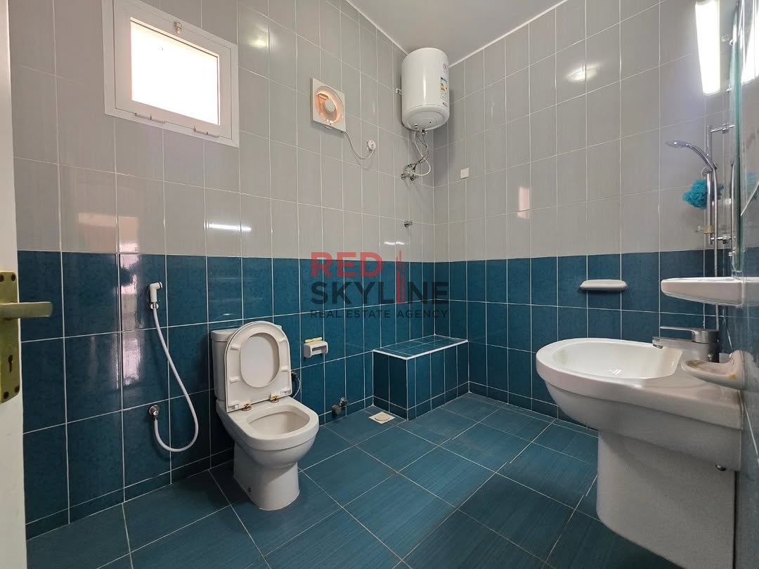 5 Bedroom Villa in Muscat - Photo 7