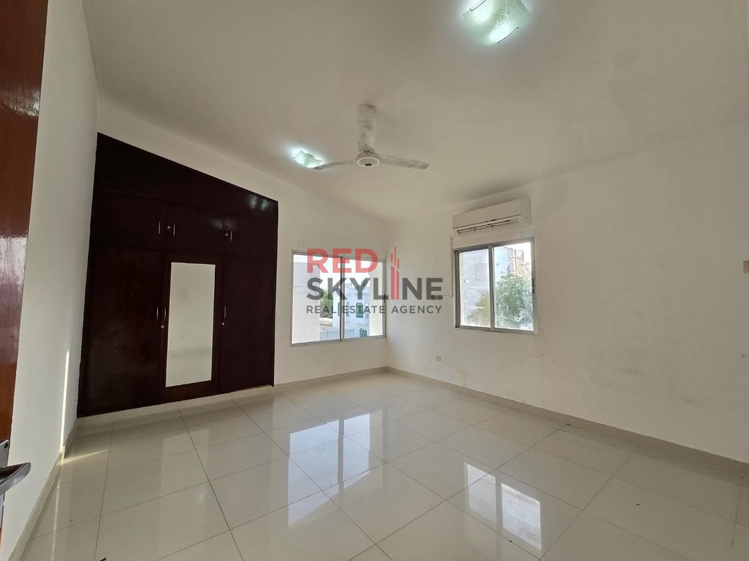 5 Bedroom Villa in Muscat - Photo 8