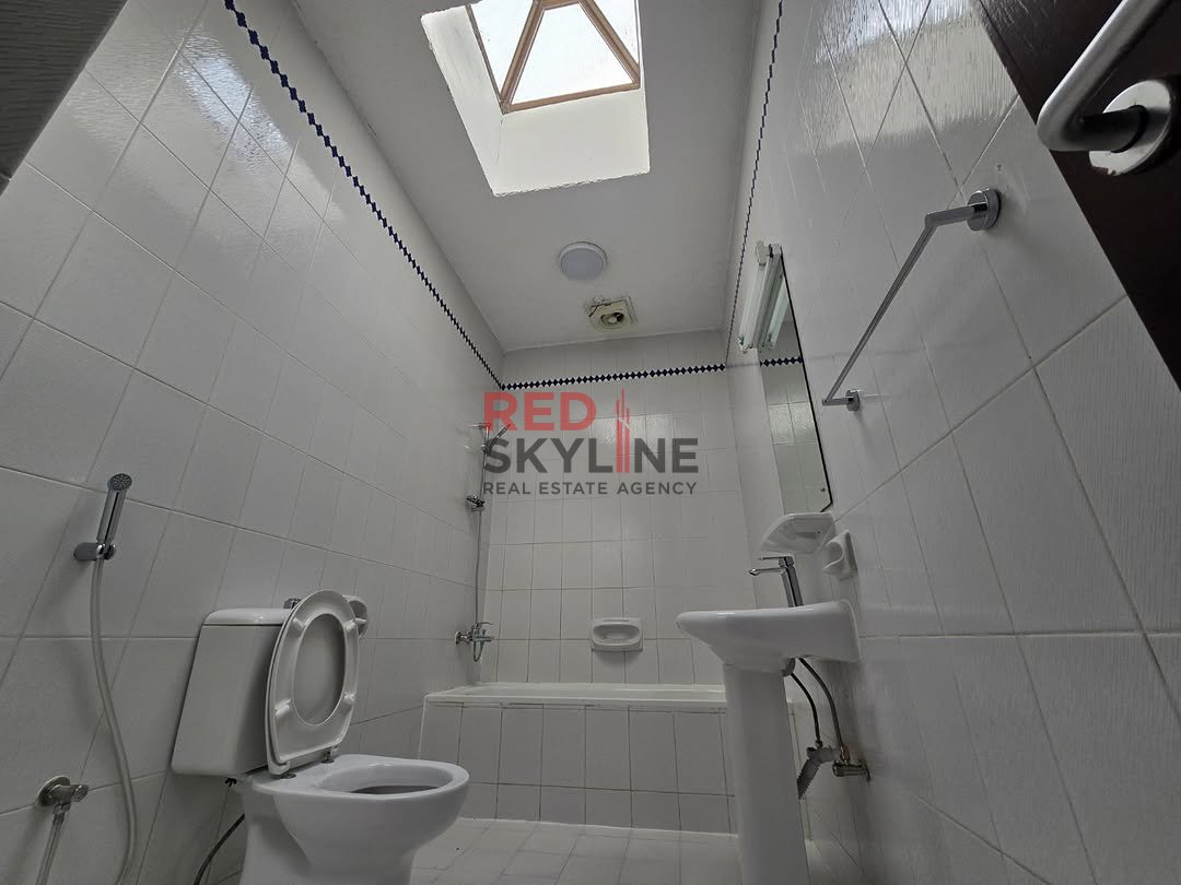 3 Bedroom Townhouse in Shatti Al Qurum - Photo 5