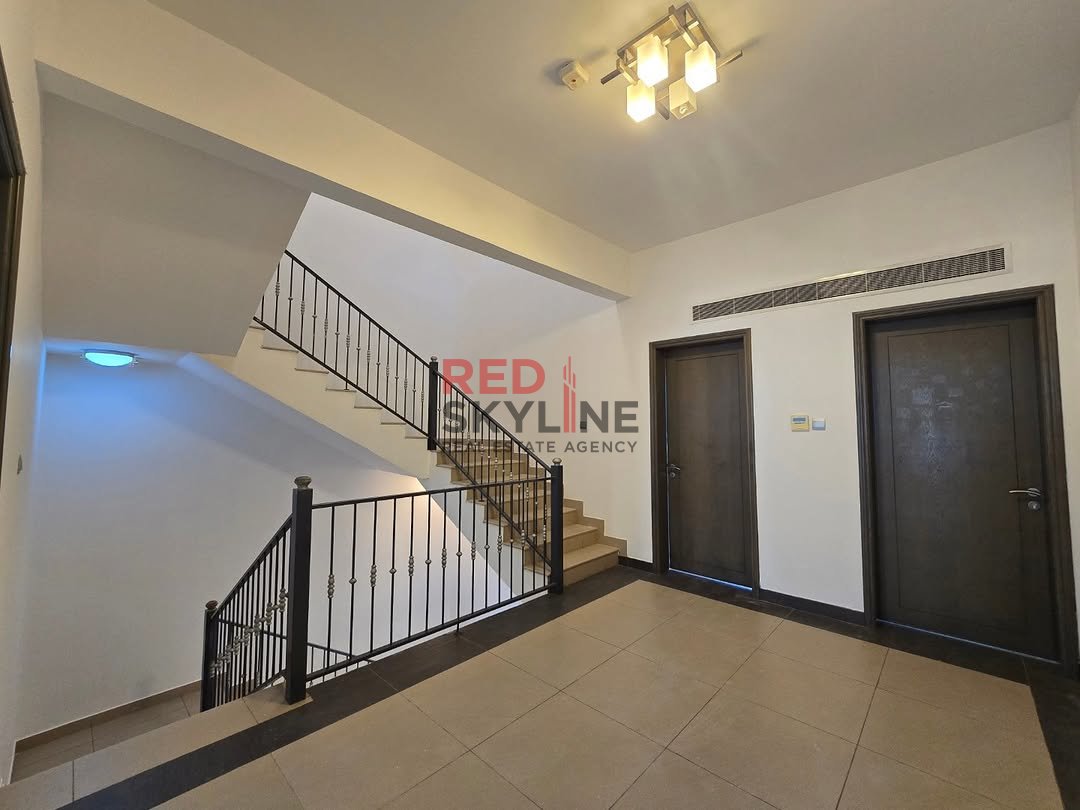 5 Bedroom Villa in Muscat - Photo 4