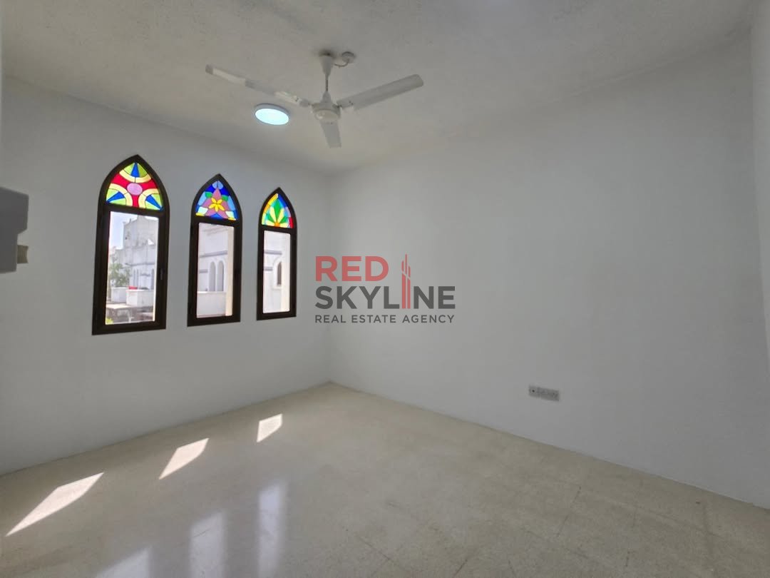 2 Bedroom Apartment in Shatti Al Qurum - Photo 7