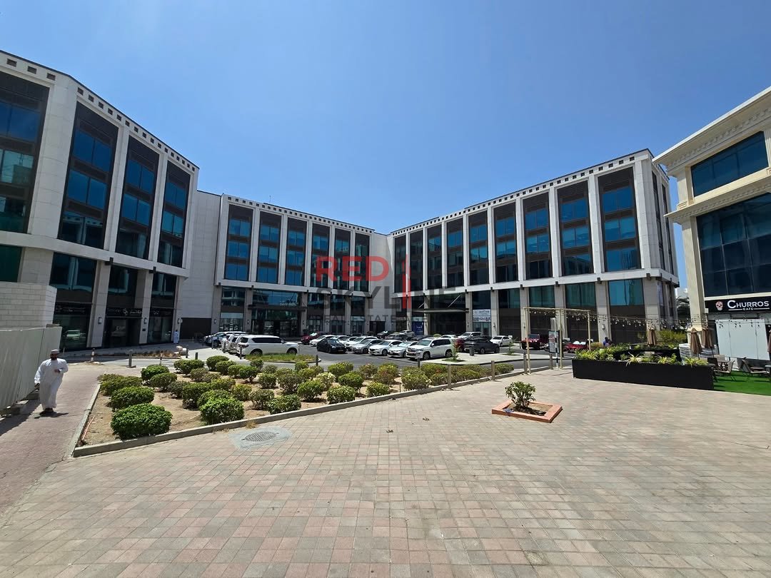 Office in Shatti Al Qurum