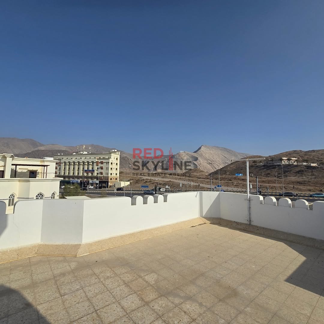 4 Bedroom Villa in Al Khuwair - Photo 13