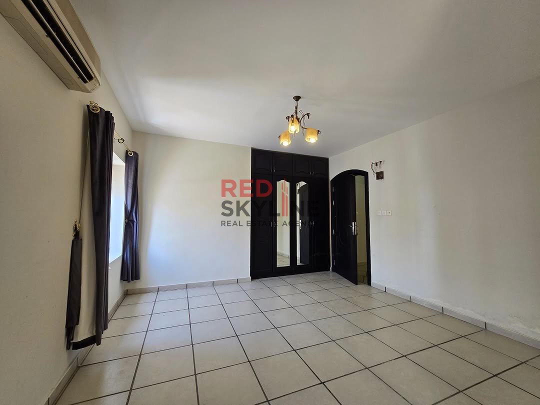 3 Bedroom Villa in Al Khuwair - Photo 7