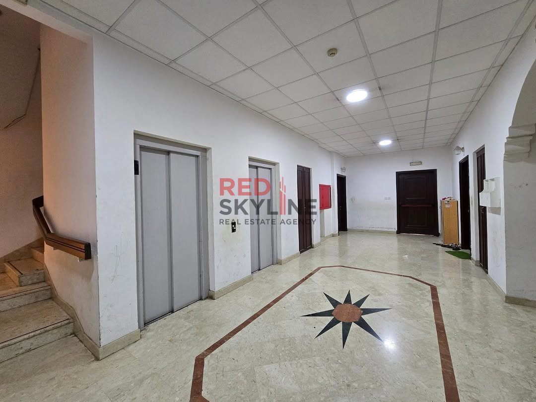 1 Bedroom Apartment in Al Khuwair - Photo 2