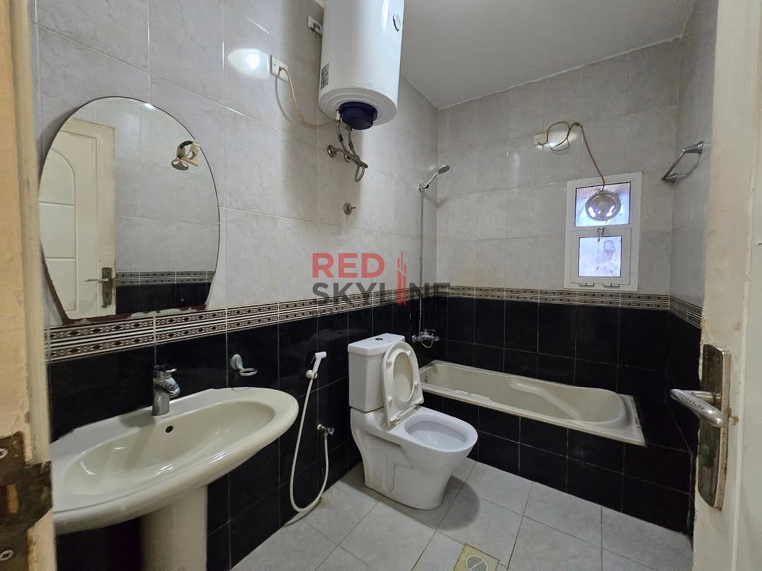 1 Bedroom Apartment in Al Khuwair - Photo 8