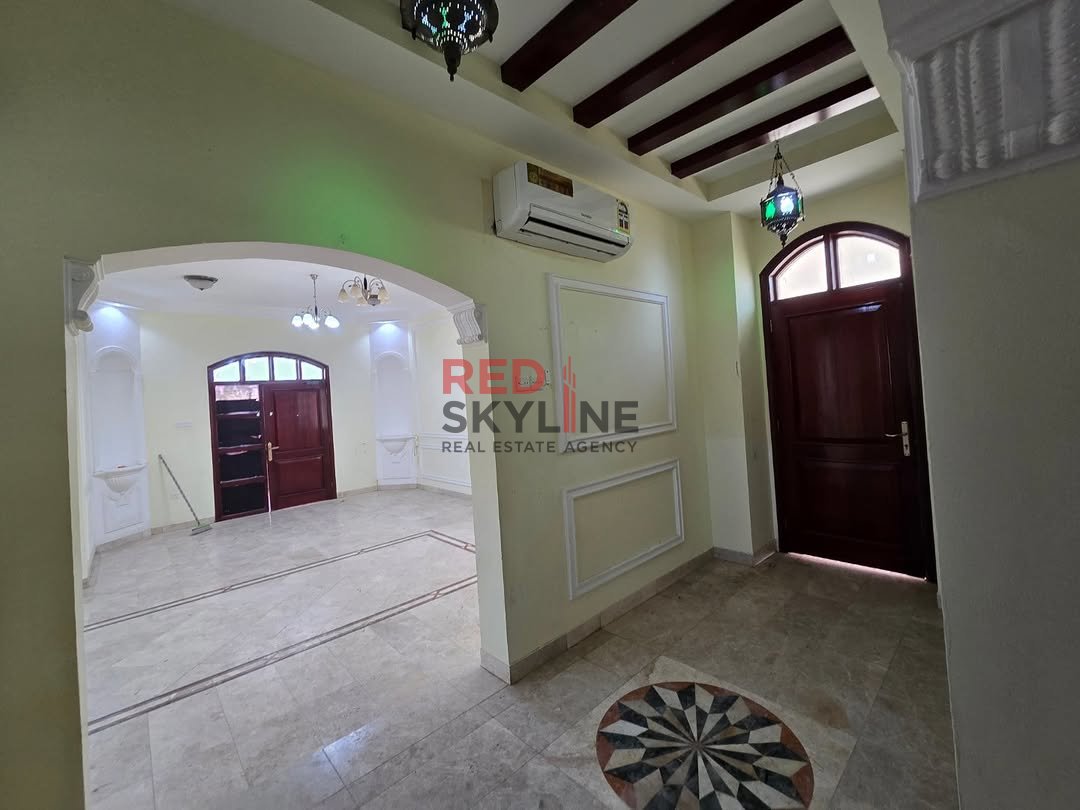 4 Bedroom Villa in Al Hail - Photo 4