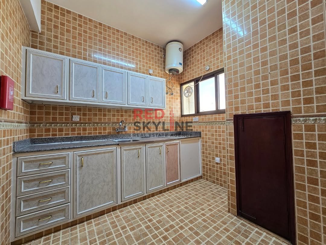 2 Bedroom Apartment in Al Khuwair - Photo 3