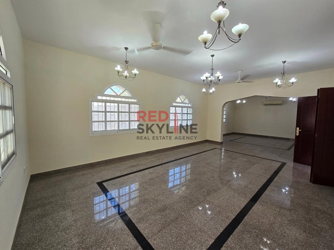 3 Bedroom Warehouse in Muscat - Photo 4
