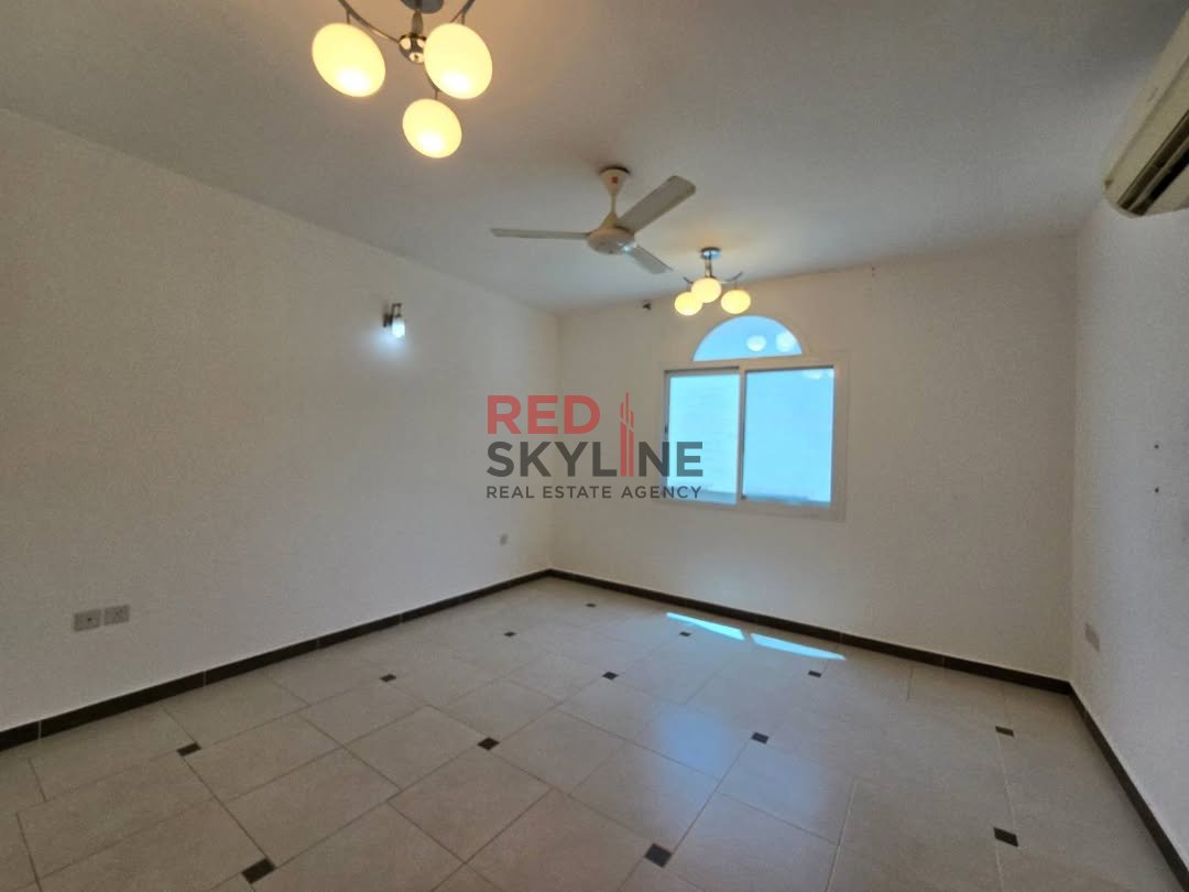 5 Bedroom Warehouse in Muscat - Photo 7