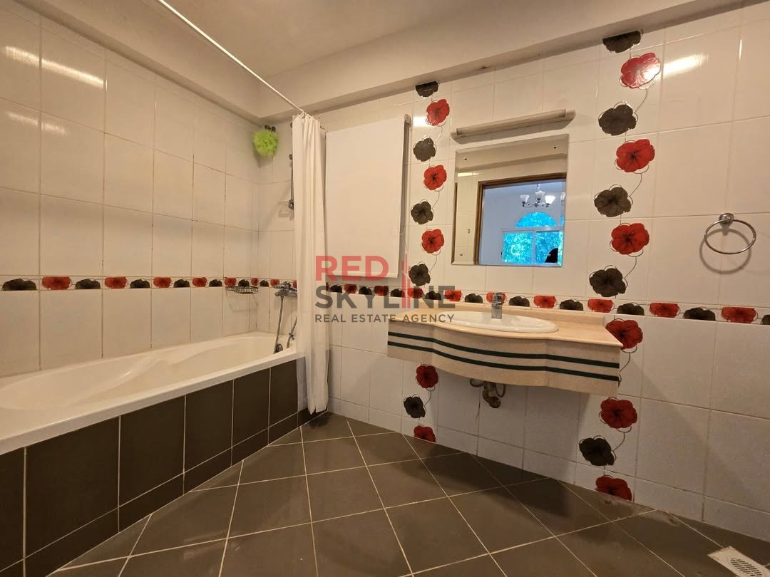 5 Bedroom Warehouse in Muscat - Photo 9