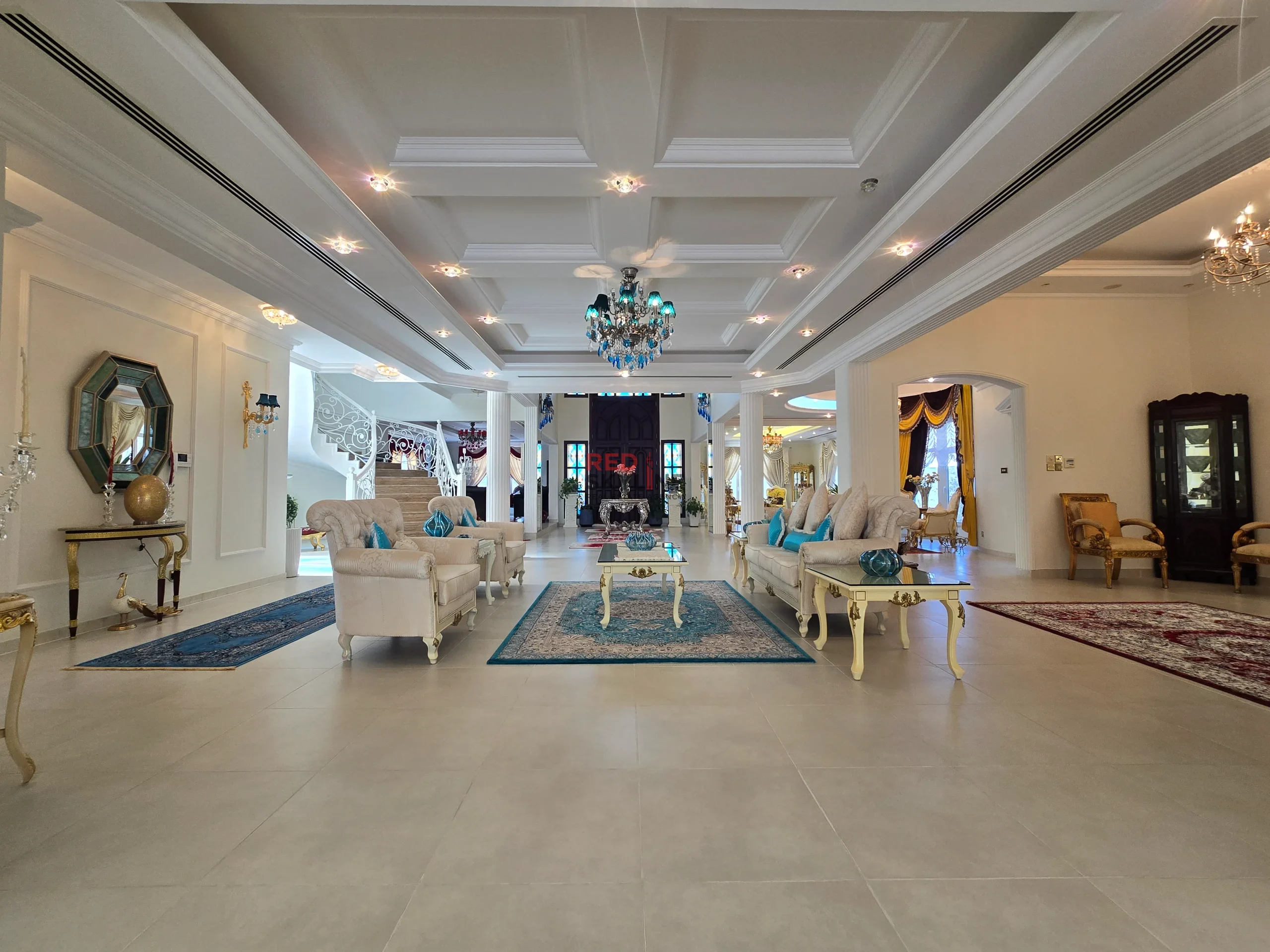 7 Bedroom Villa in Shatti Al Qurum - Photo 9