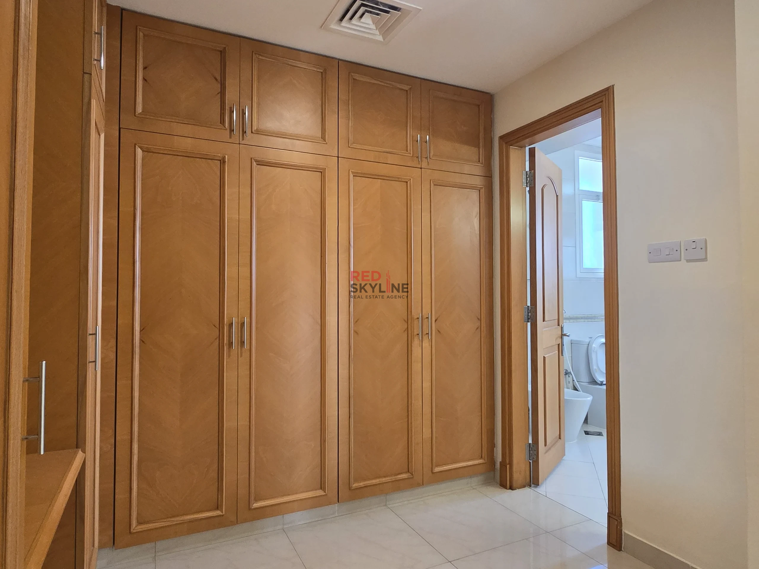5 Bedroom Villa in Al Qurum - Photo 13
