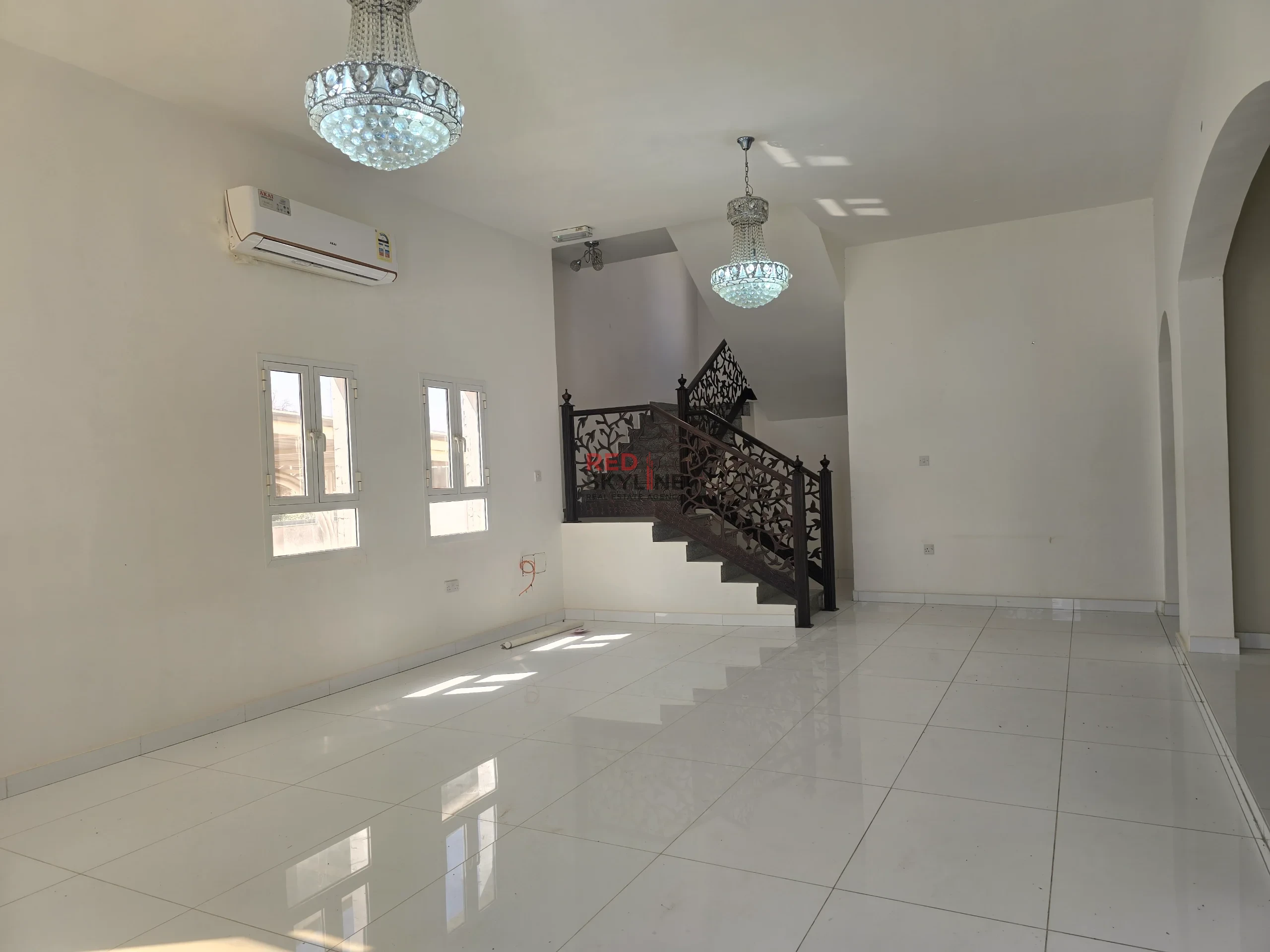 5 Bedroom Villa in Qurum 29 - Photo 2