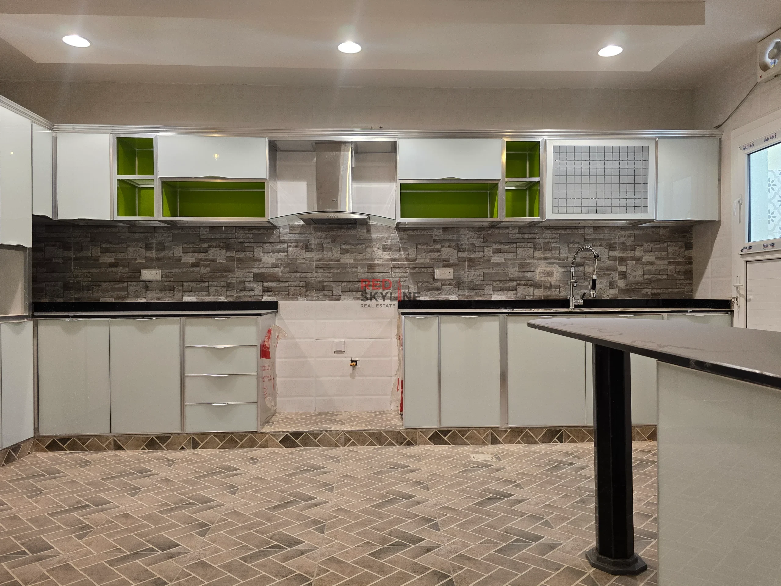 6 Bedroom Villa in Ghala - Photo 6