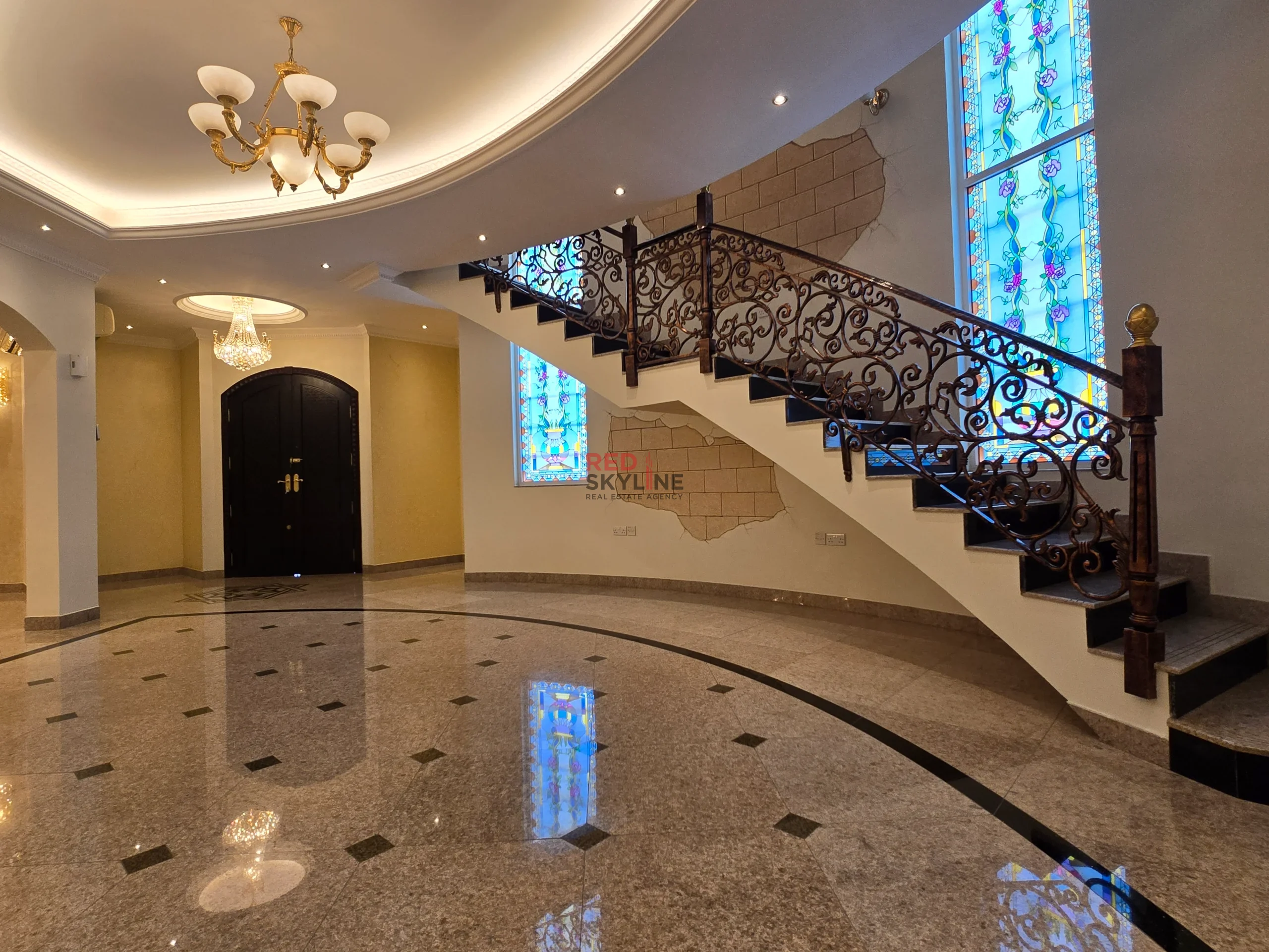 5 Bedroom Villa in Azaiba - Photo 11