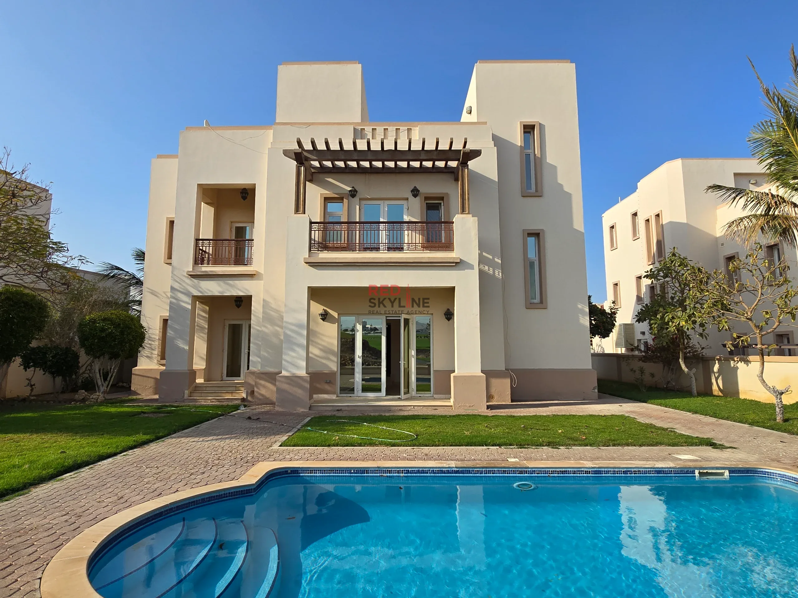 4 Bedroom Villa in Muscat Hills - Photo 2