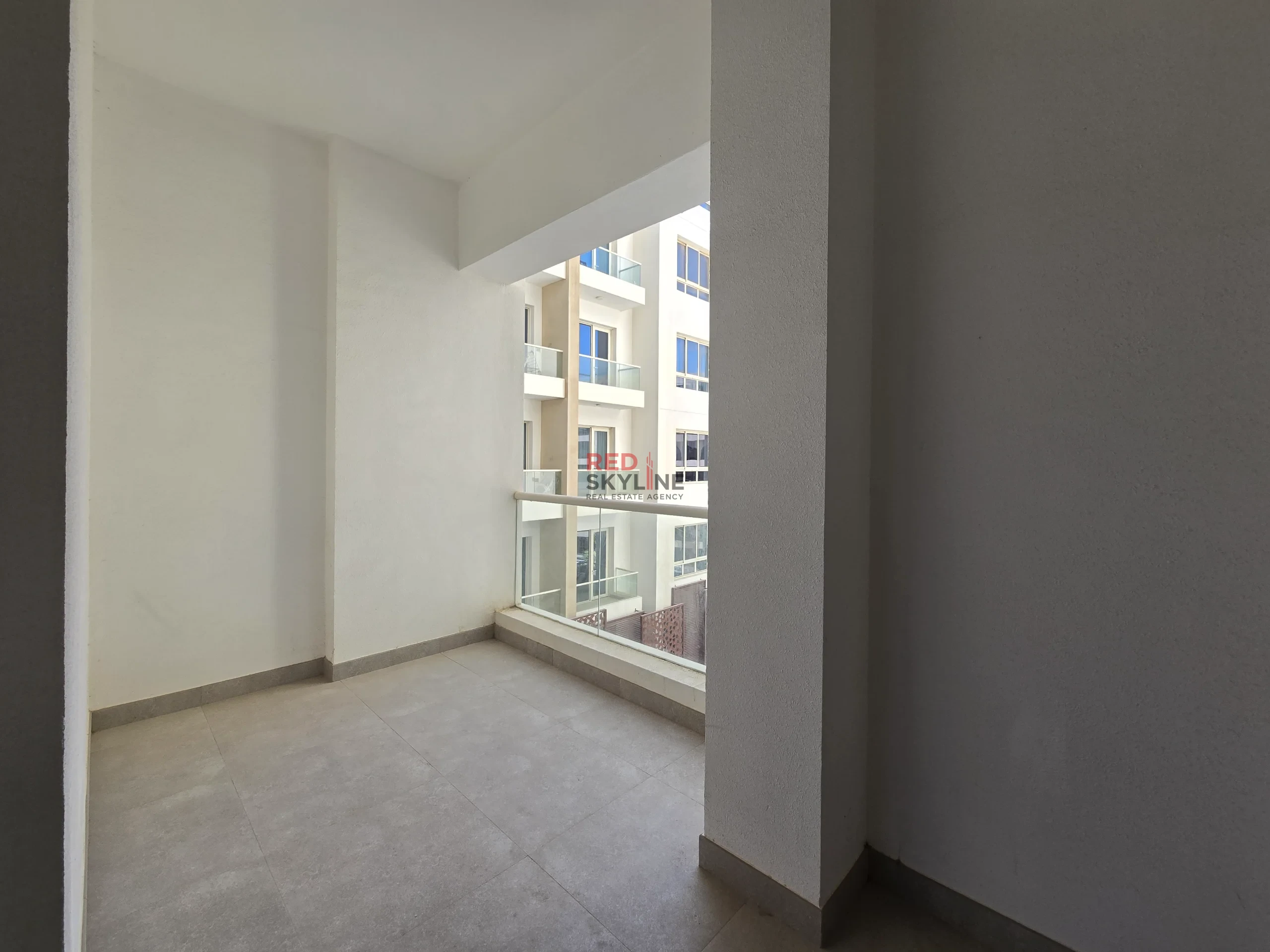 1 Bedroom Apartment in Muscat Hills - Photo 2