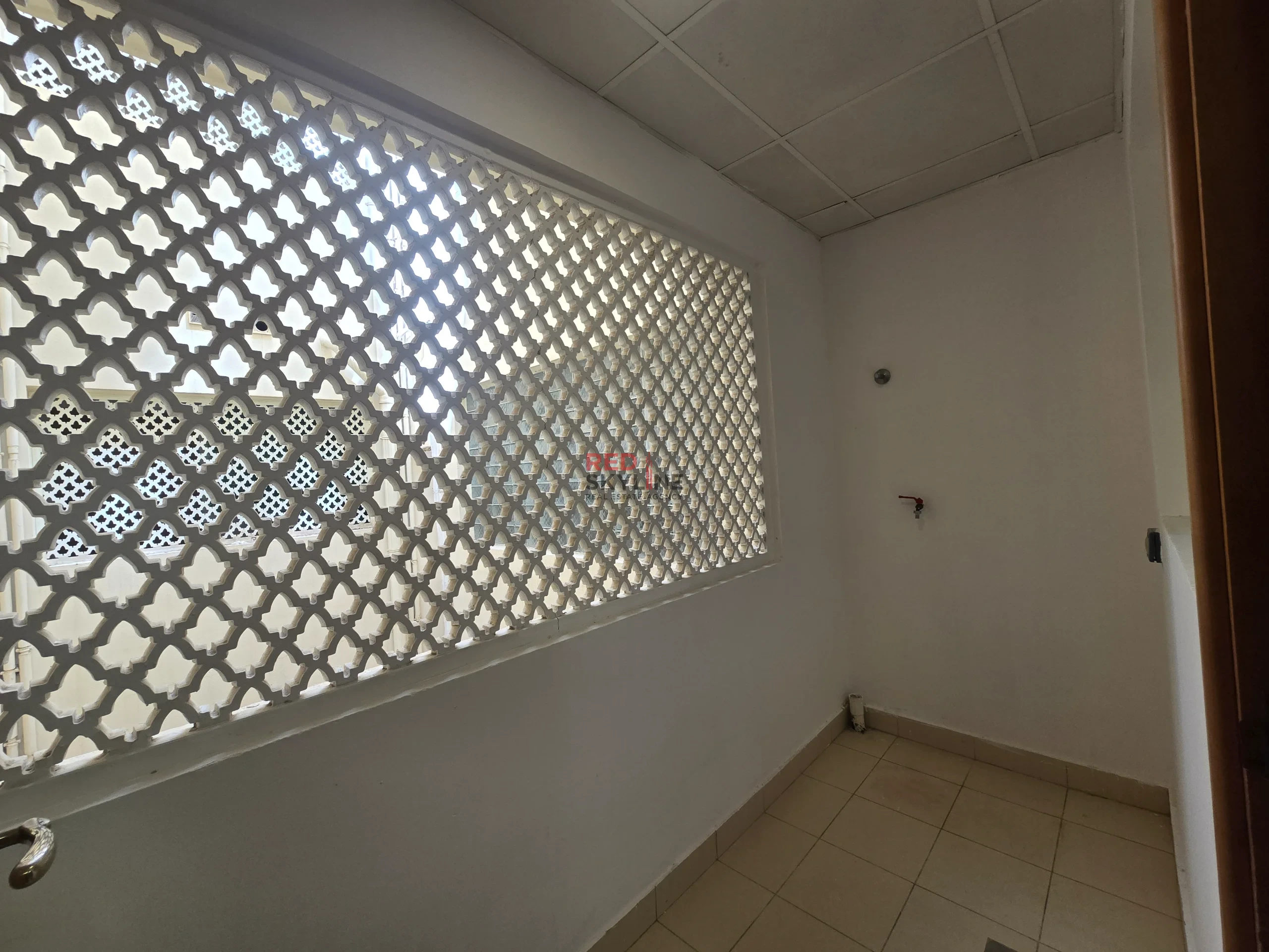 2 Bedroom Apartment in Al Qurum - Photo 9