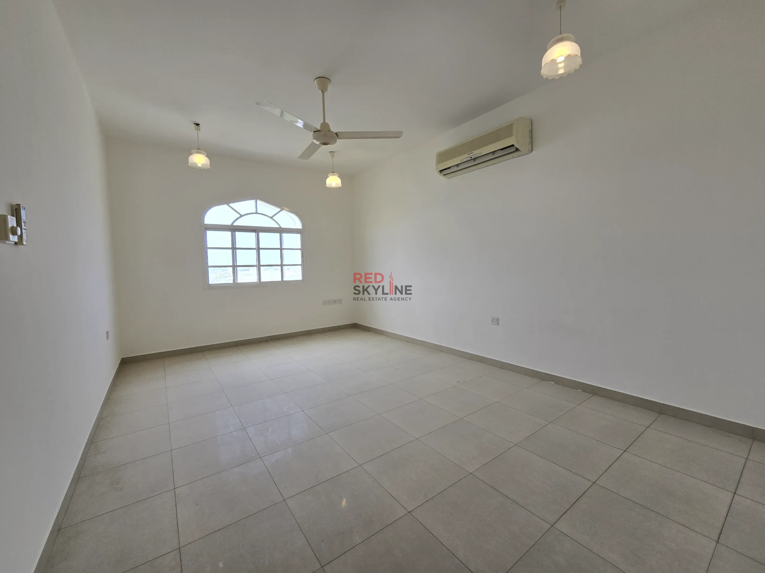 2 Bedroom Penthouse in Al Qurum - Photo 7