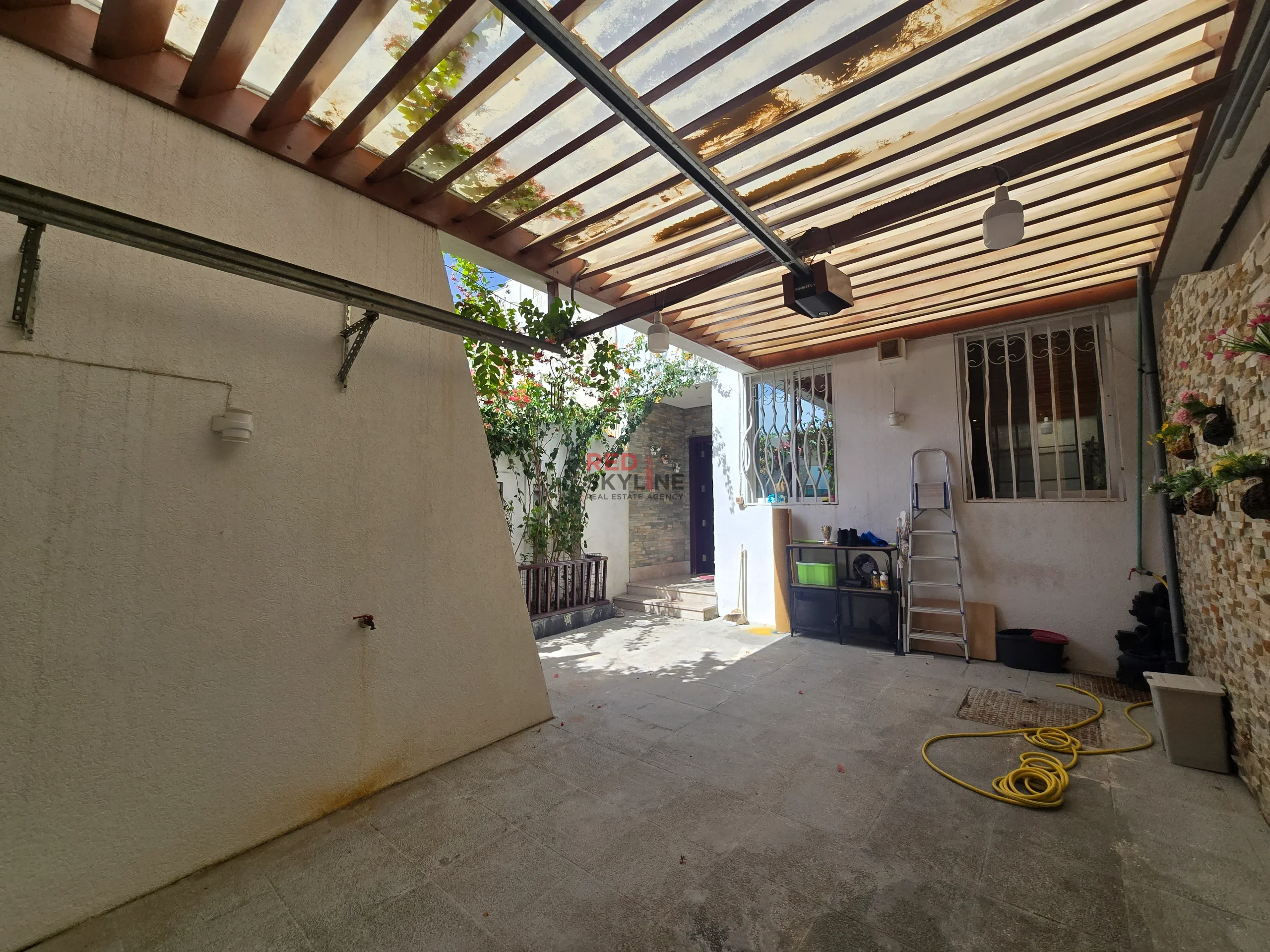 4 Bedroom Villa in Al Qurum - Photo 18
