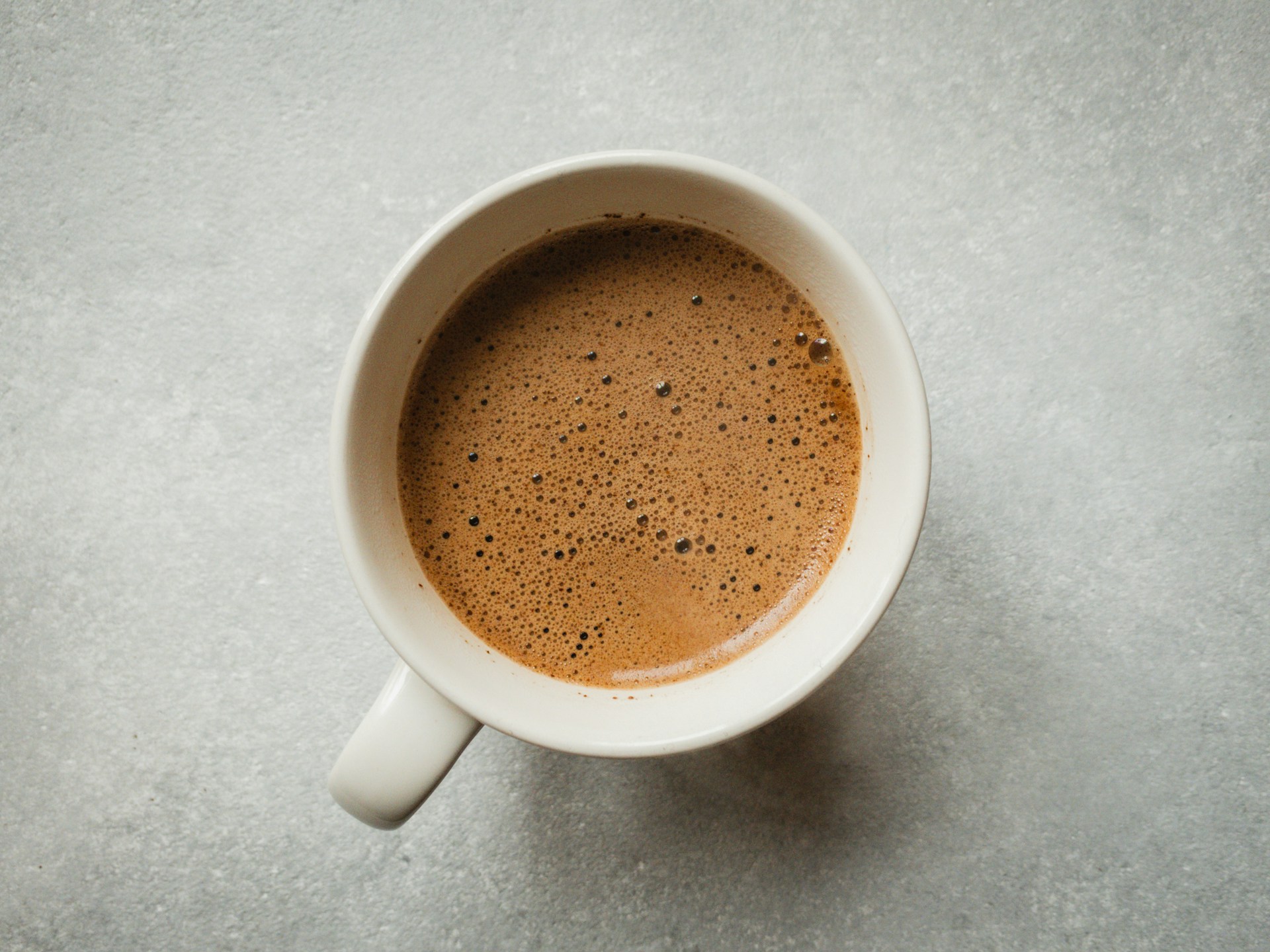 Caffeine & Light Protocol: Energy On Demand Without Wrecking Your Sleep