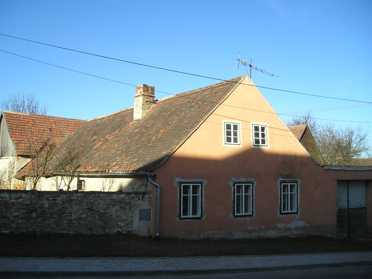 Rodinný dům č. p. 66, Vratěnín