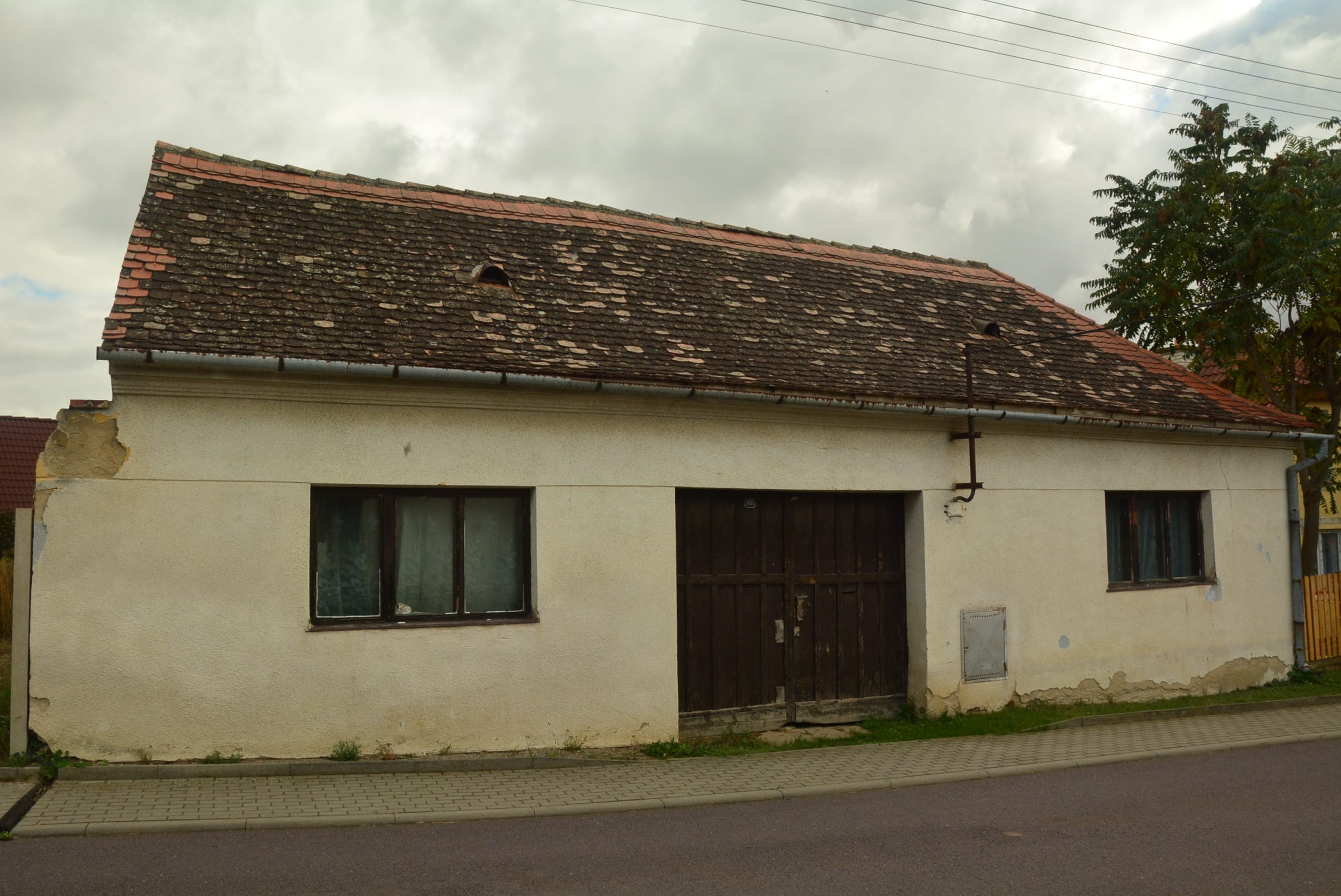 Dům č. p. 155, Hodonice