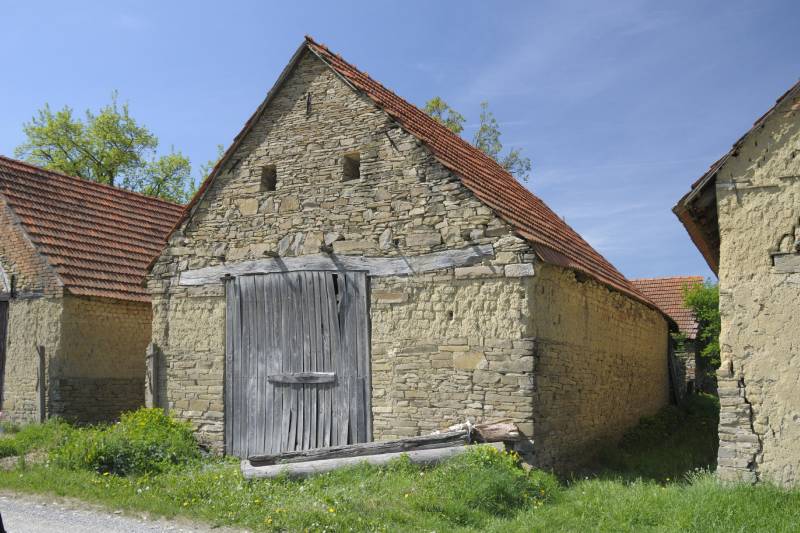 Stodola u č.p. 36, Hrubá Vrbka