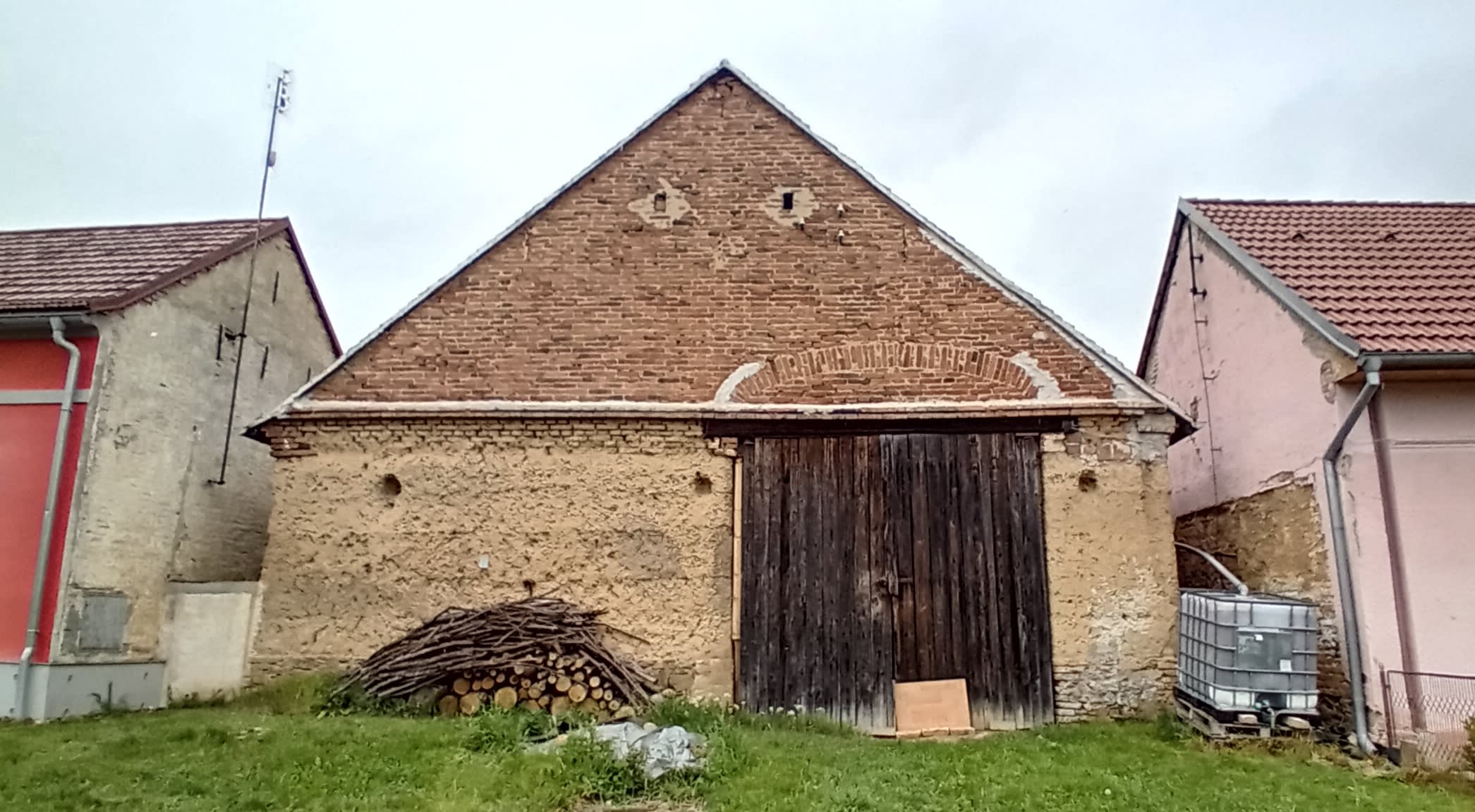 Stodola parc. č. 210, Těšetice