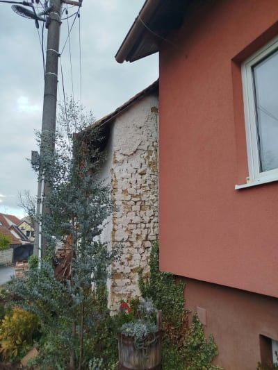 jižní štít domu