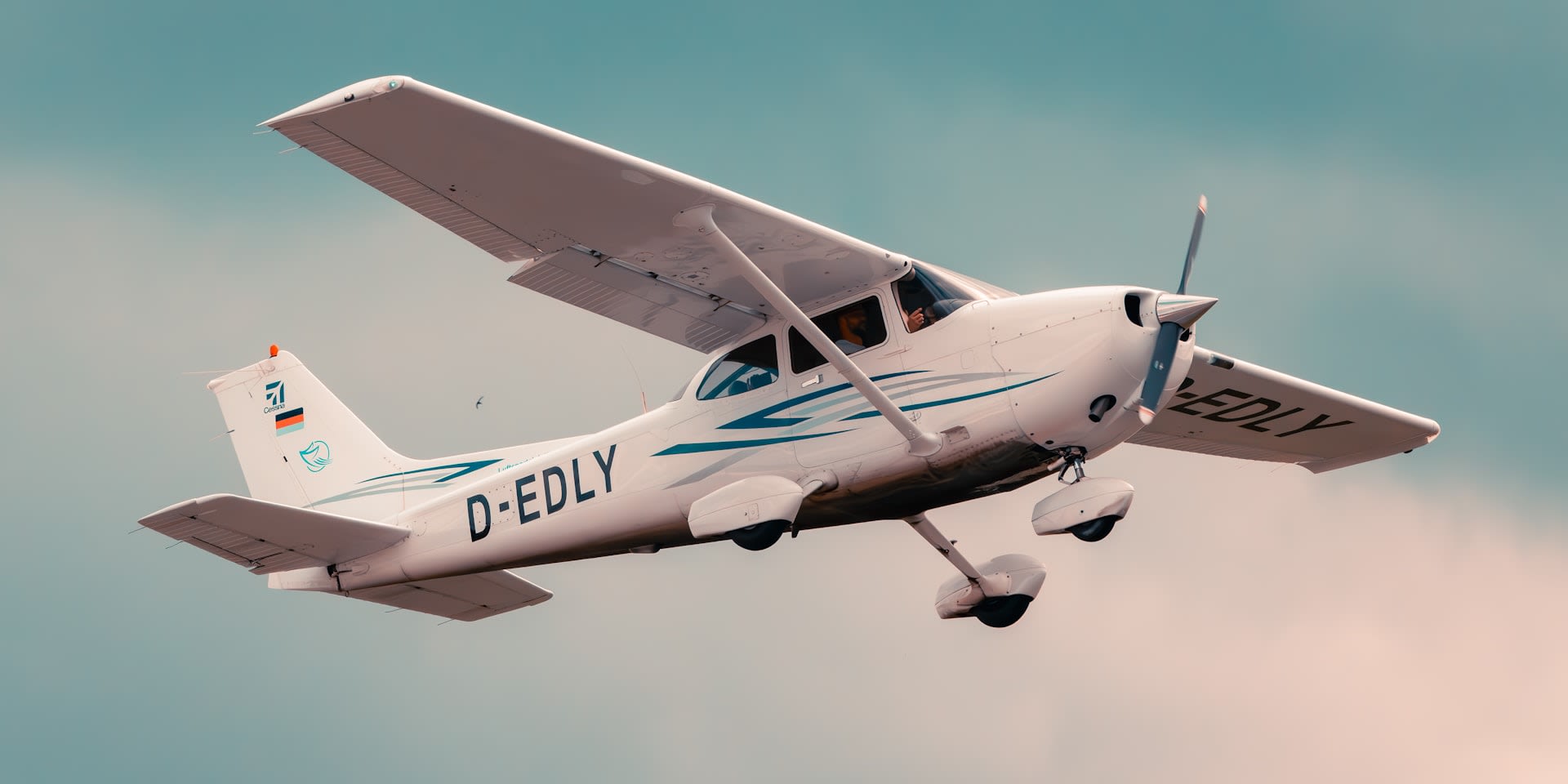 Introductory Flight Lesson — photo 2