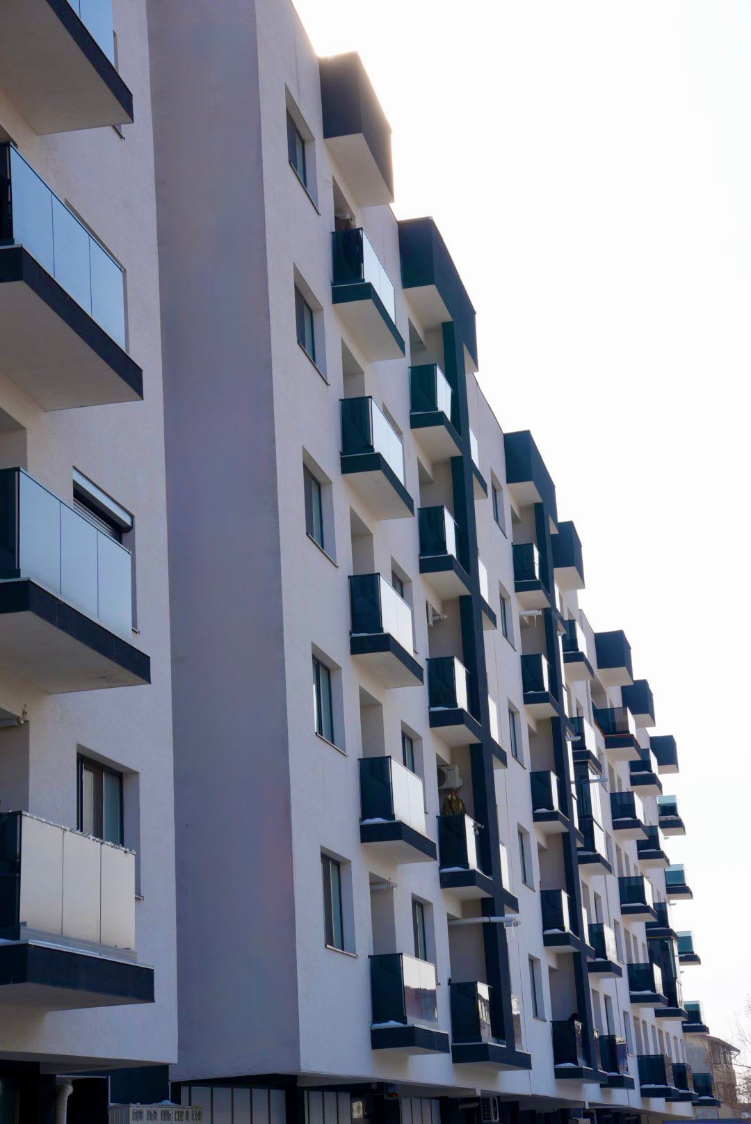 Exterior 6