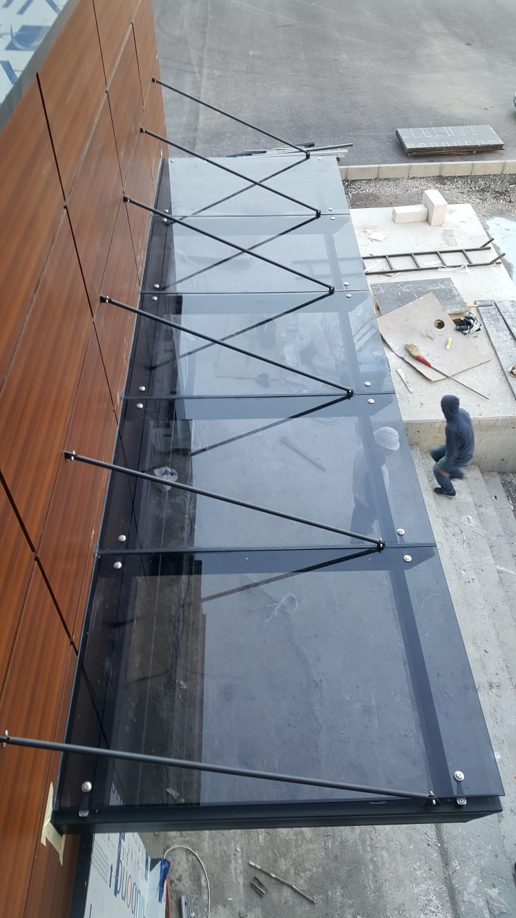 Copertină sticlă 2