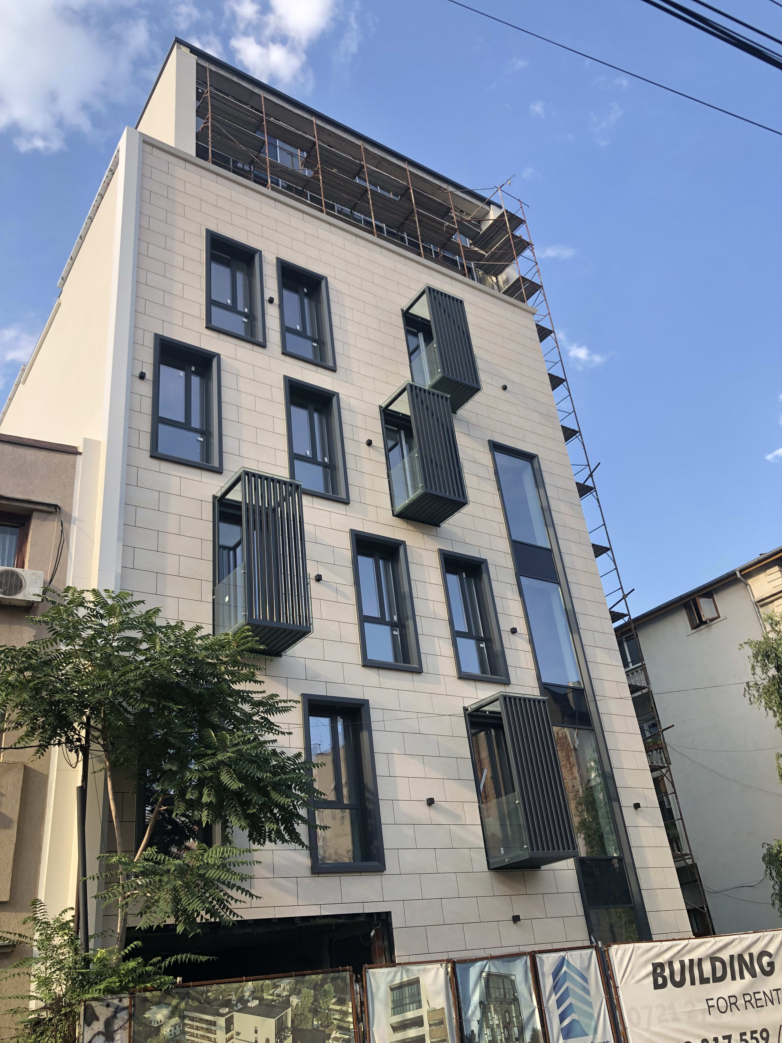 Fatada ventilata ceramica rosetti 2