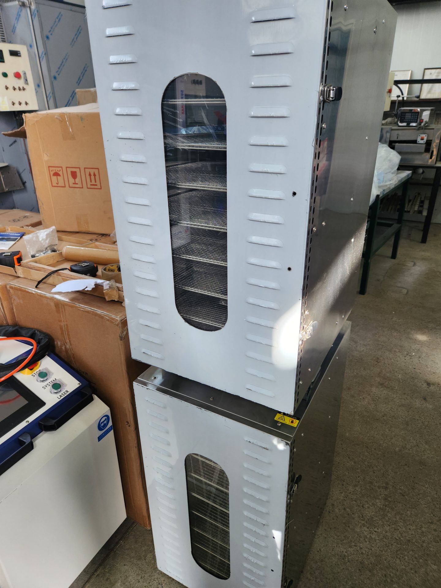 Fruit dryer, 20 shelves 3