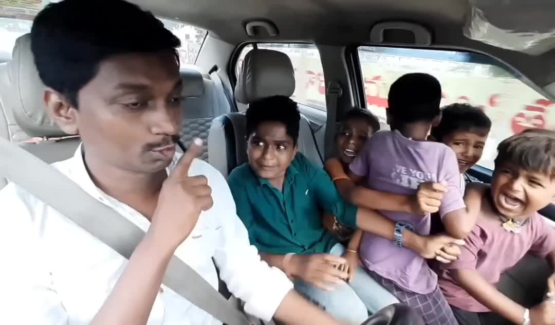 Driver Scares Kids Funny Prank Meme Template | Kids Screaming Car Ride - funny Comedy meme