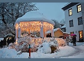 Kinder-Fotoshooting mit der Schneekönigin - Erlebnis-Weihnachtsmarkt